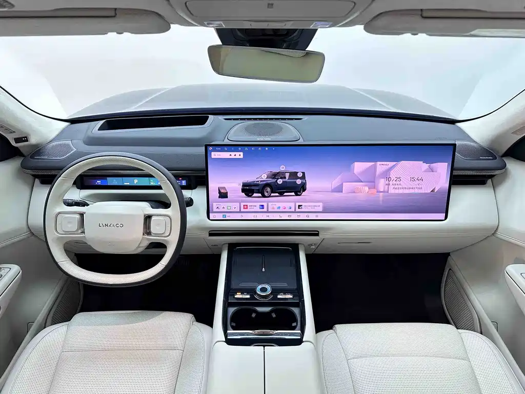 Lynk & Co 900 — миниатюра 10