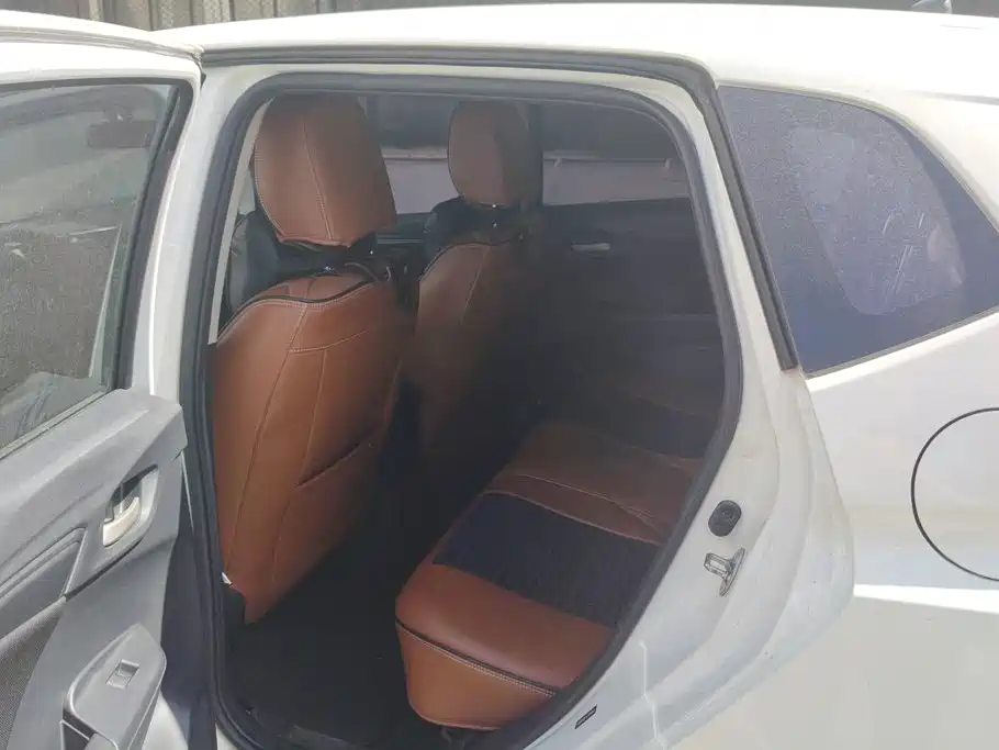 Honda Fit — миниатюра 11