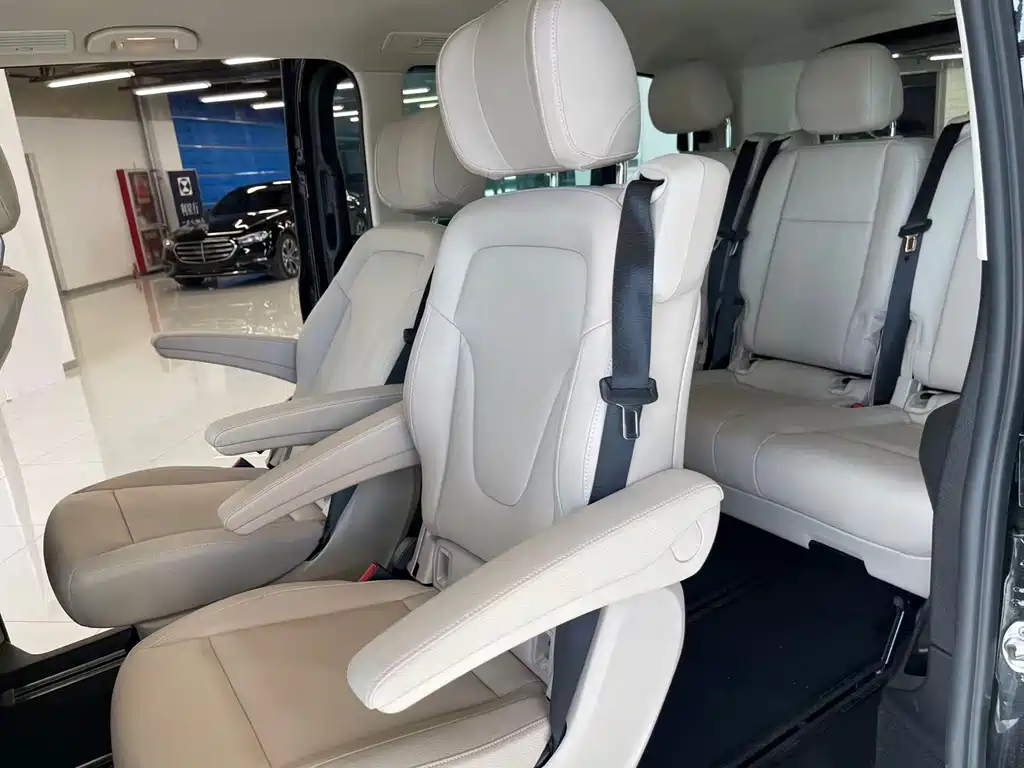 Mercedes-Benz Vito — миниатюра 5