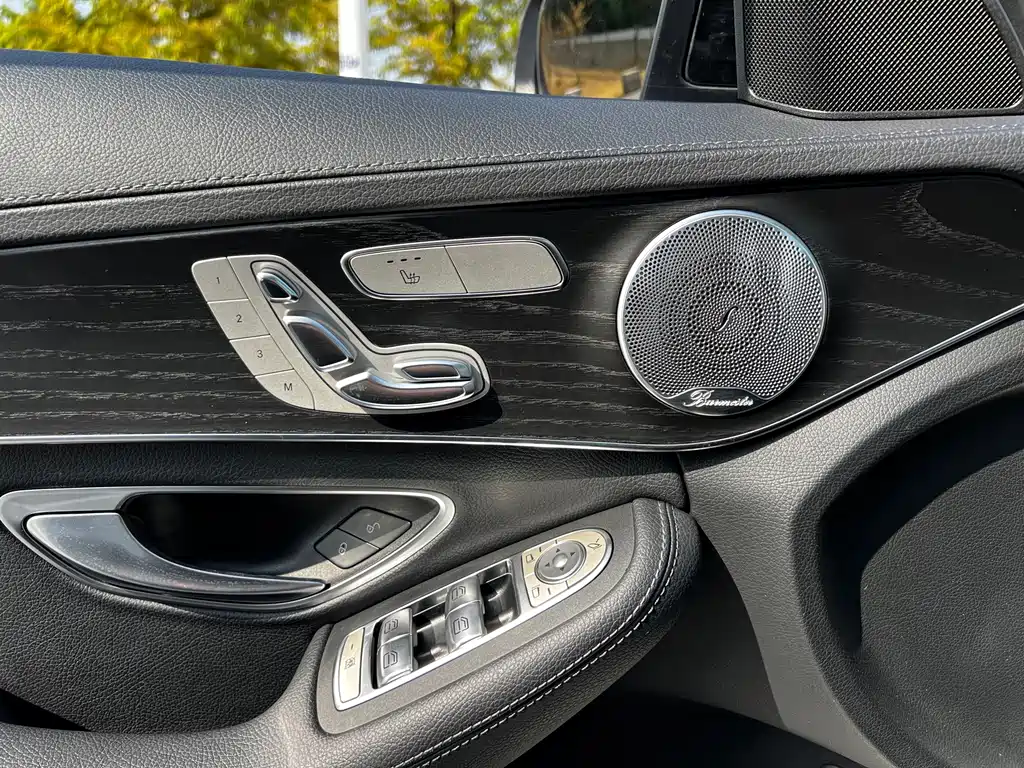 Mercedes-Benz C-Class — миниатюра 19