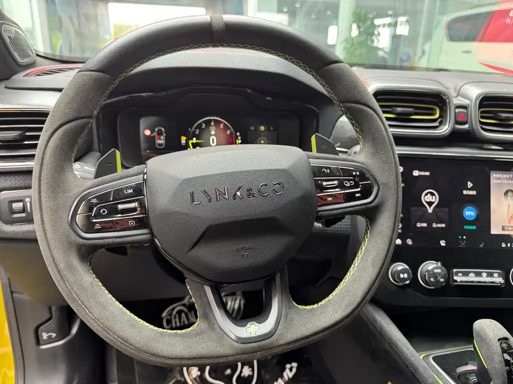 Lynk & Co 03 2021 03+ 2.0TD AT