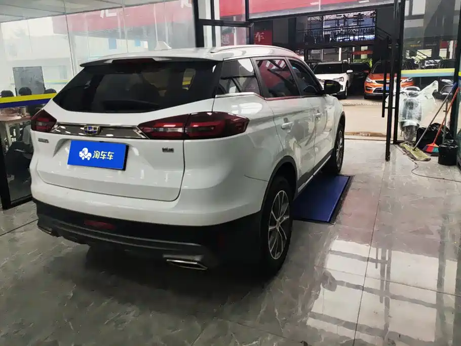 Geely Boyue — миниатюра 3