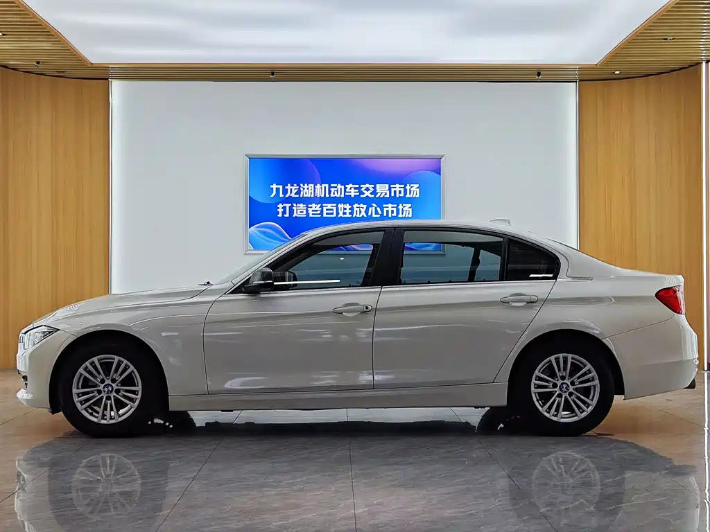 BMW 3 Series — миниатюра 4