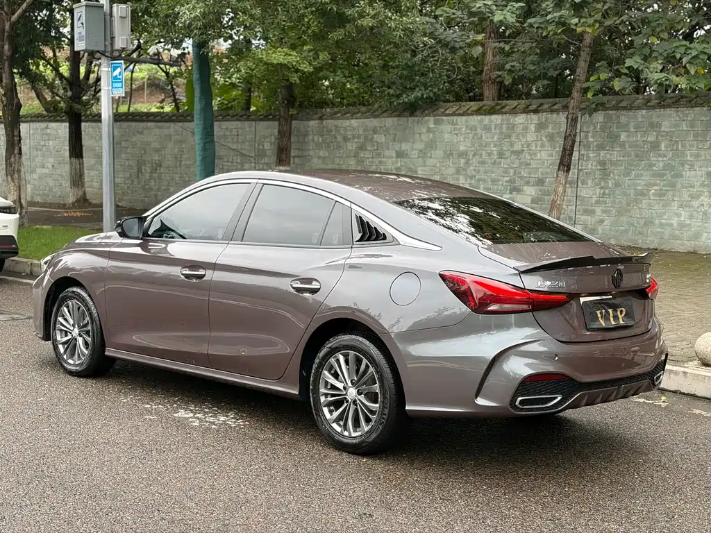 MG MG5 — миниатюра 2