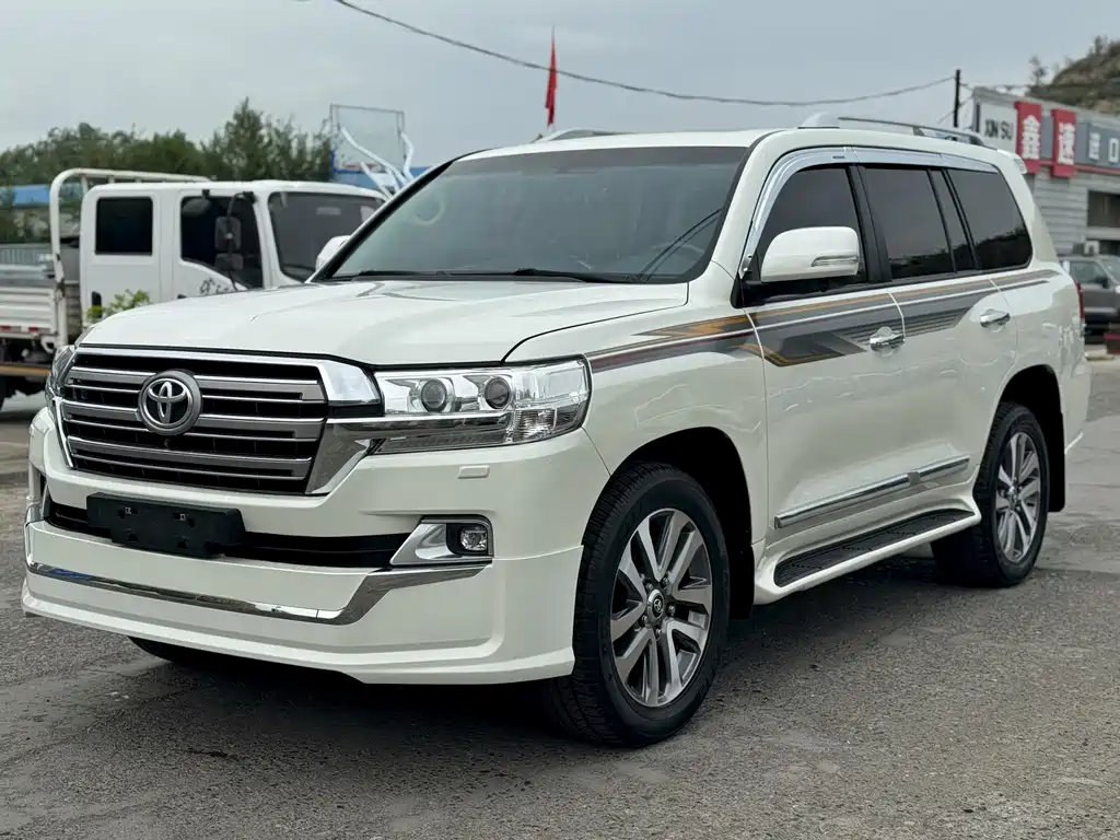 Toyota Land Cruiser 2018