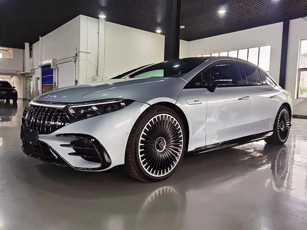 Mercedes-Benz EQS AMG 0