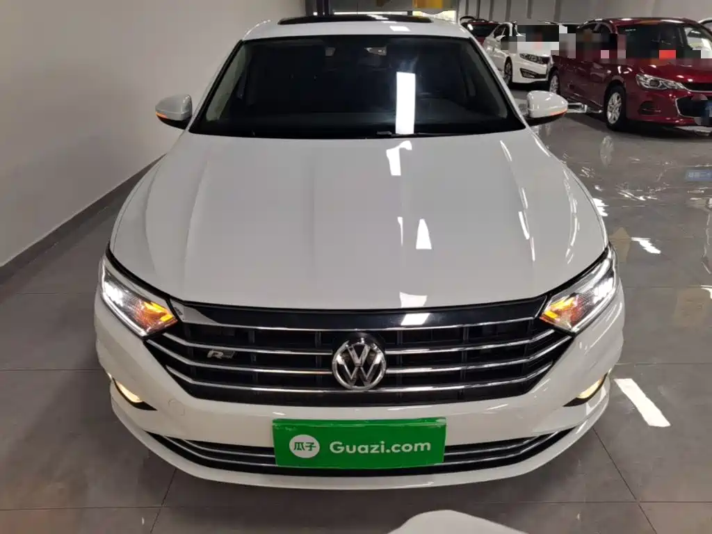 Volkswagen Sagitar — миниатюра 3