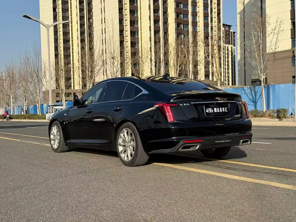 CADILLAC CT5