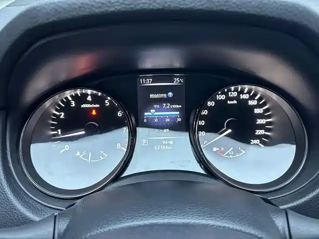 Nissan X-Trail — миниатюра 5