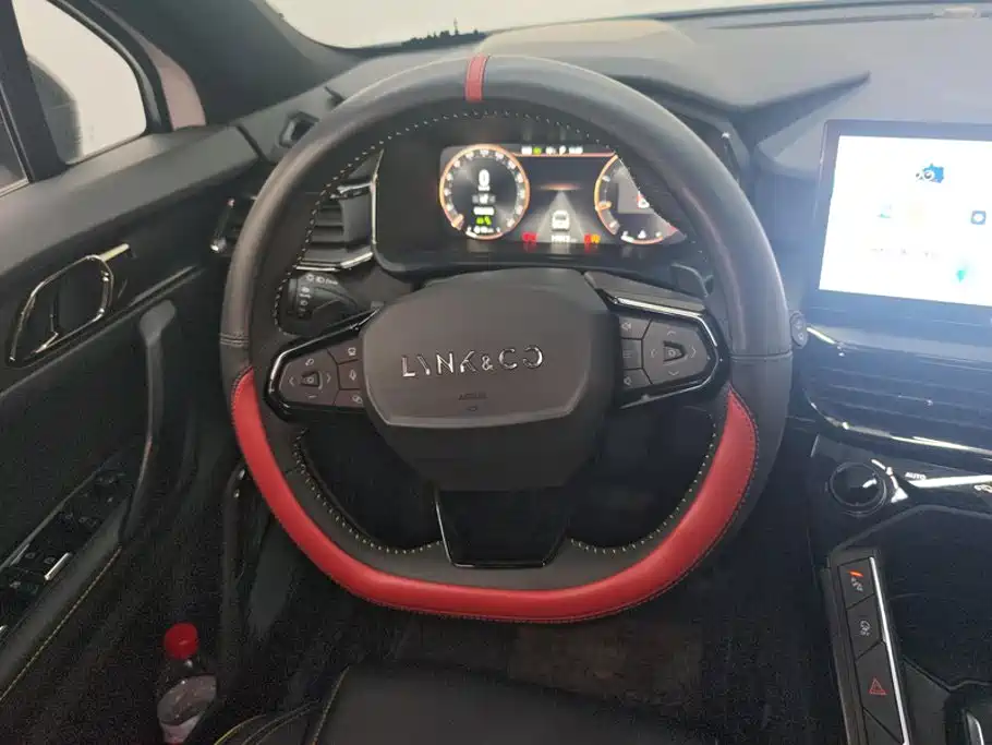 Lynk & Co 06 — миниатюра 15