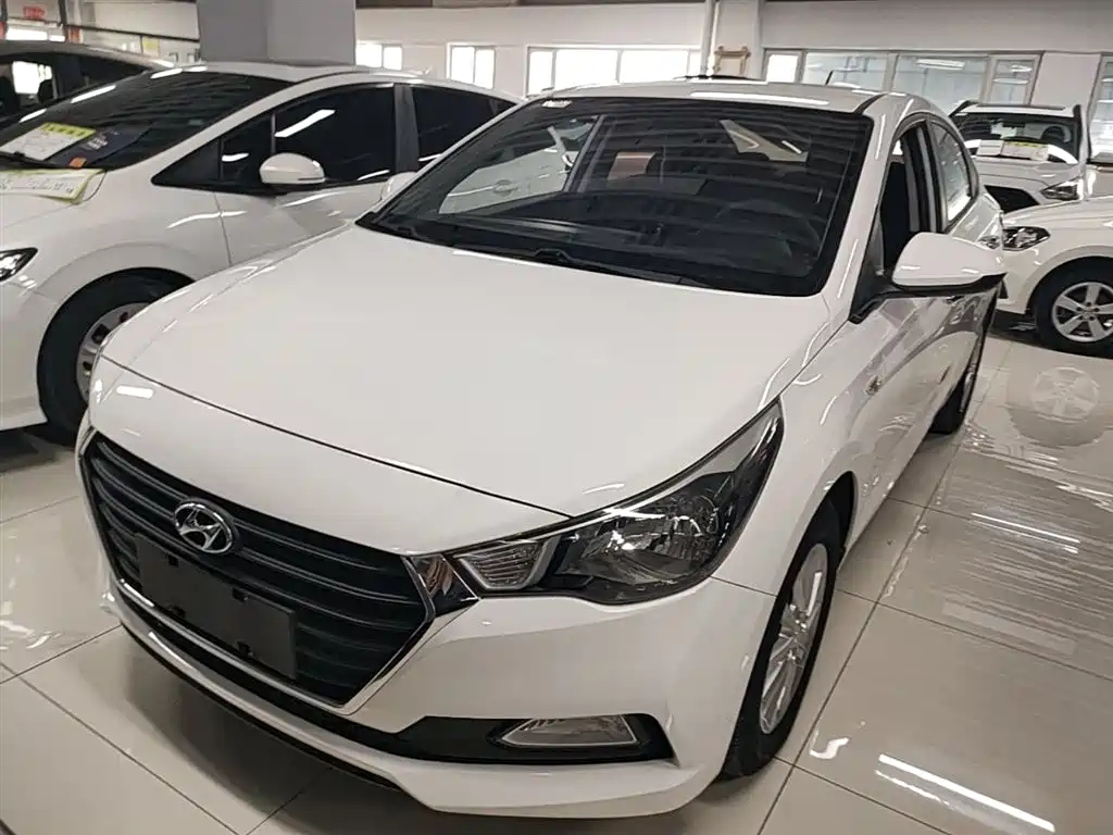 Hyundai Verna 2017