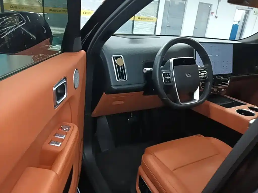 Li Auto Li L8 — миниатюра 16