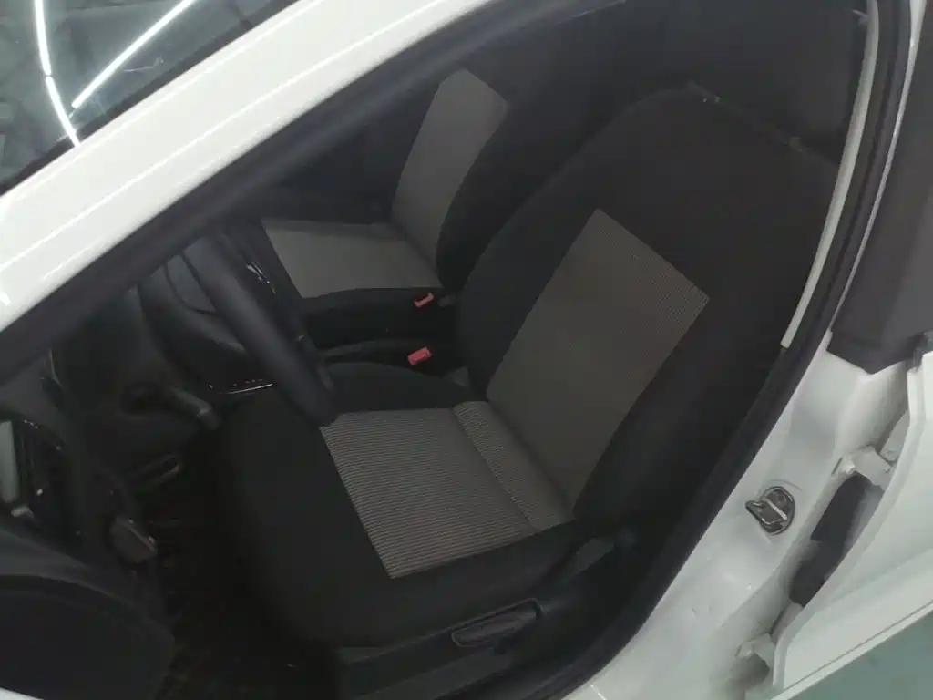 Volkswagen Polo — миниатюра 15