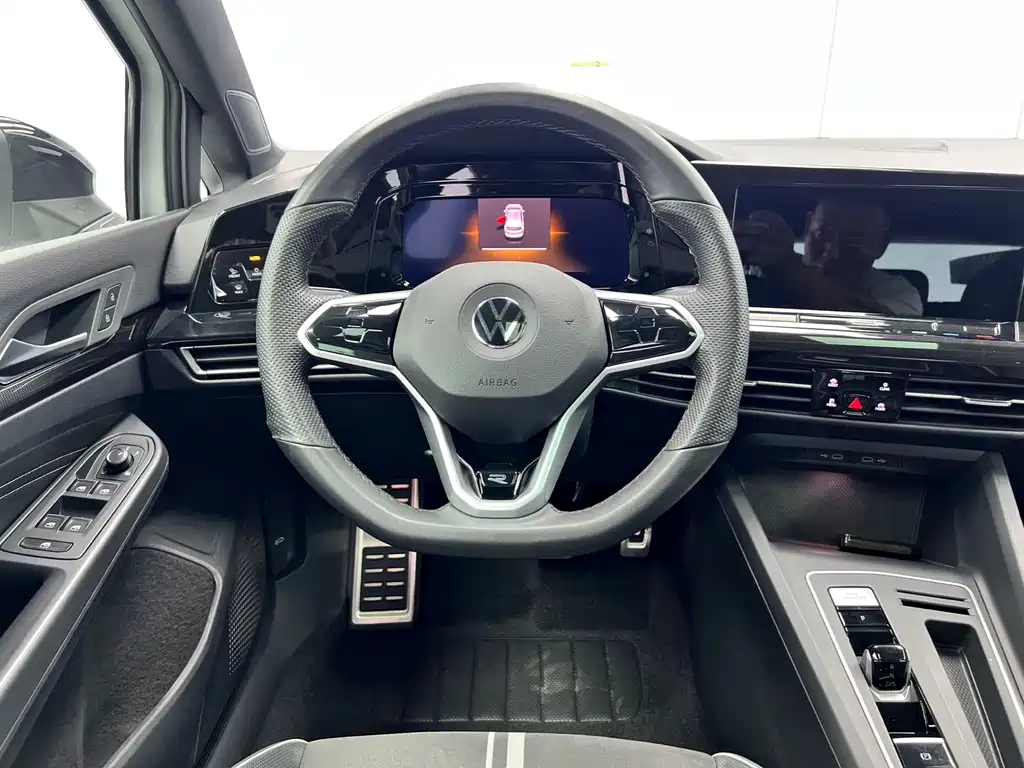 Volkswagen Golf — миниатюра 10