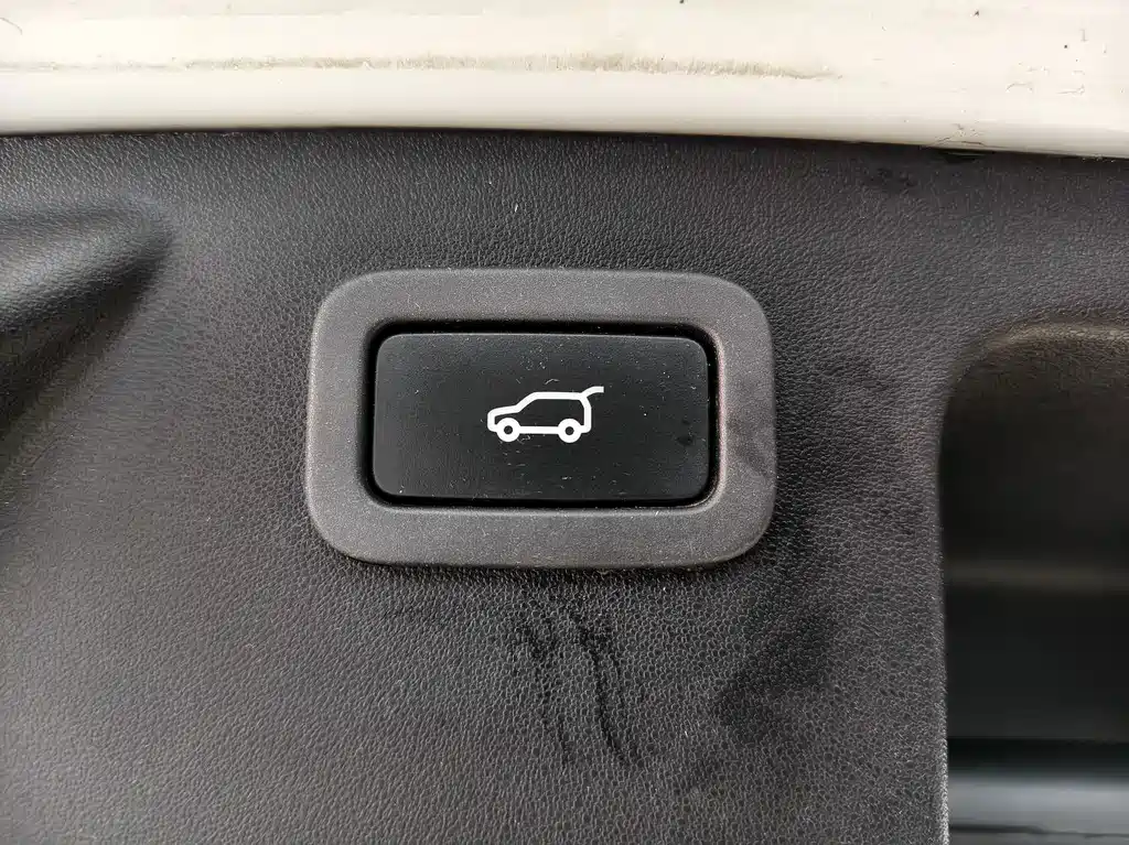 Land Rover Discovery Sport — миниатюра 16