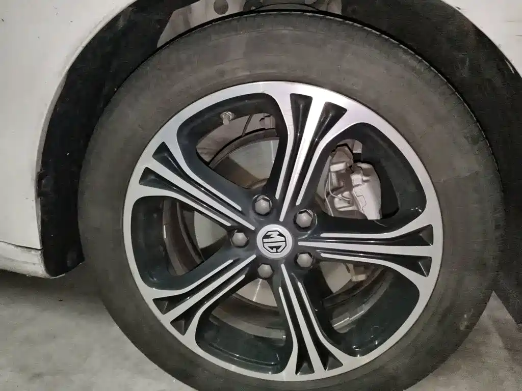 MG 6 New Energy — миниатюра 8