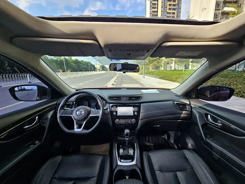 Nissan X-Trail — миниатюра 21