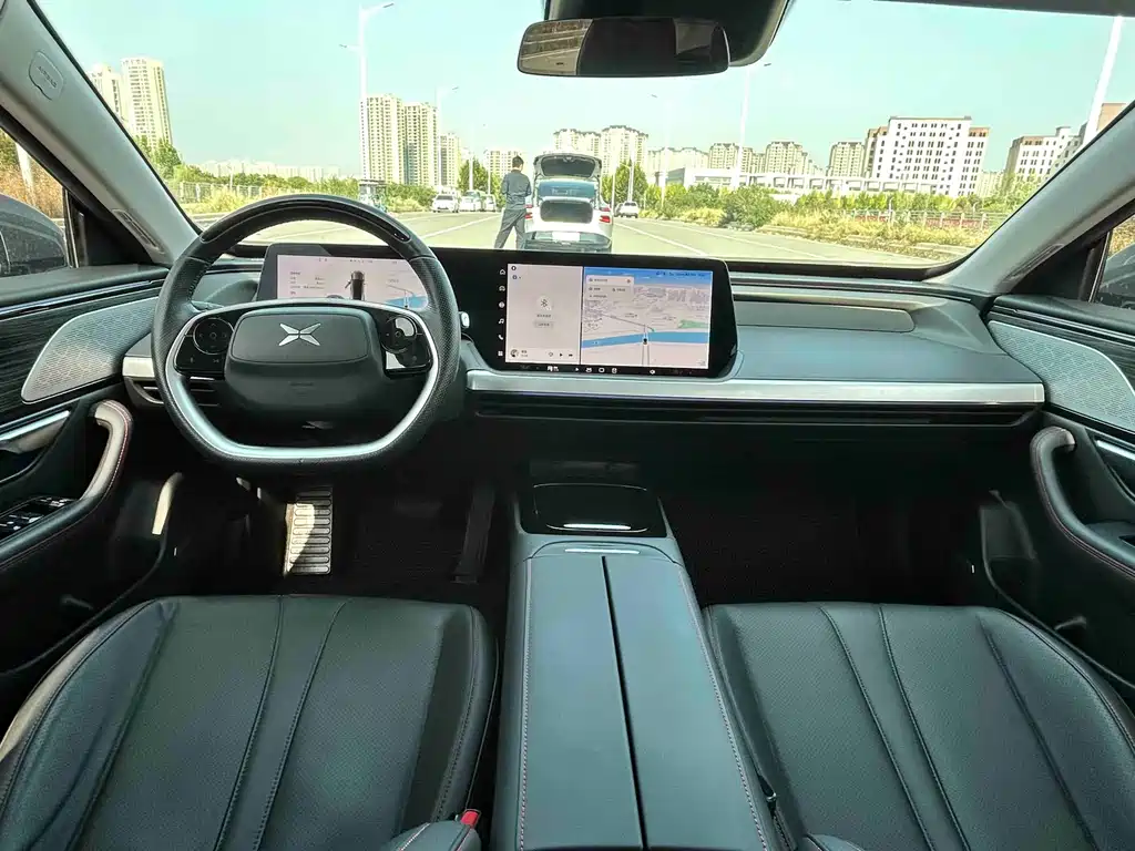 XPeng P7 — миниатюра 12