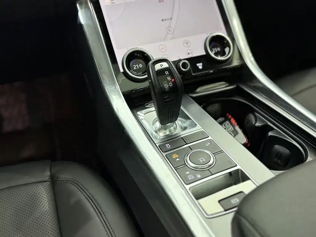 Land Rover Sport — миниатюра 17