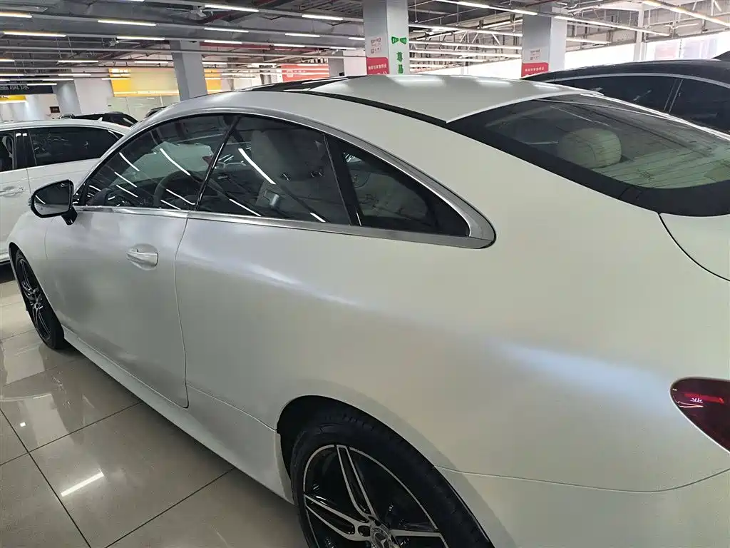 MERCEDES-BENZ E CLASS