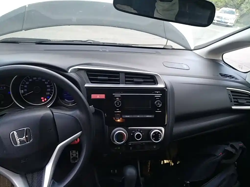 Honda Fit — миниатюра 10
