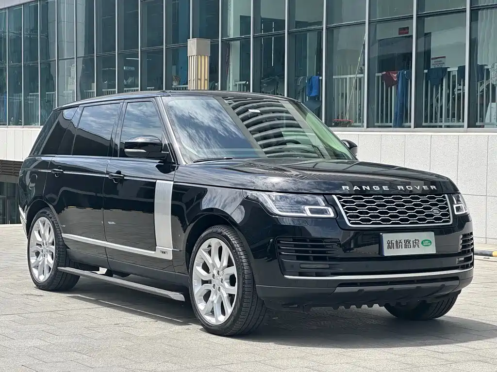 Land Rover Range Rover 2022 3.0 L6 400PS