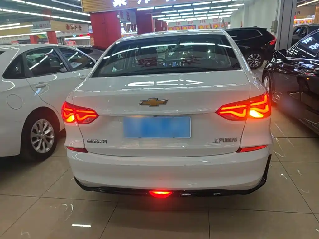 Chevrolet Monza — миниатюра 6
