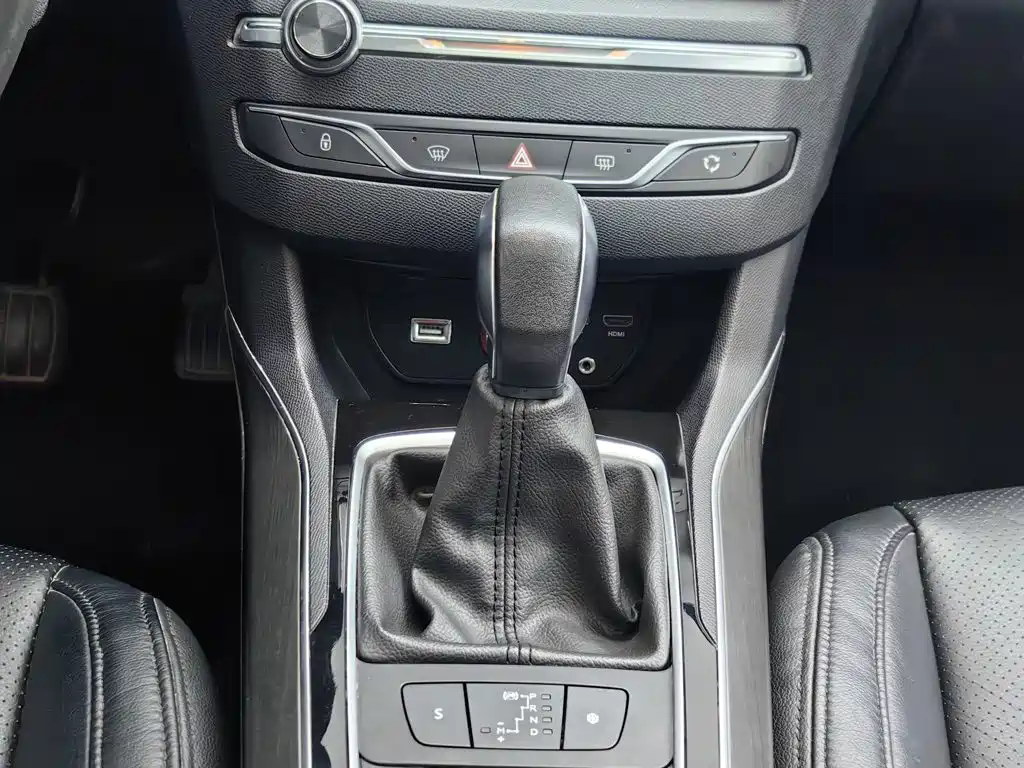 Peugeot 408 — миниатюра 13