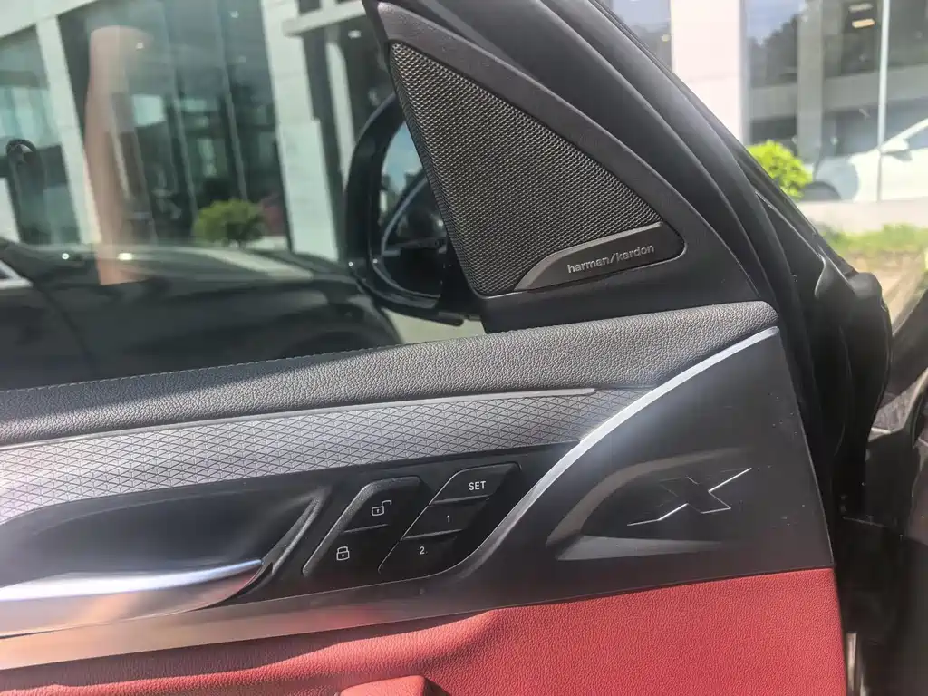 BMW X4 — миниатюра 6