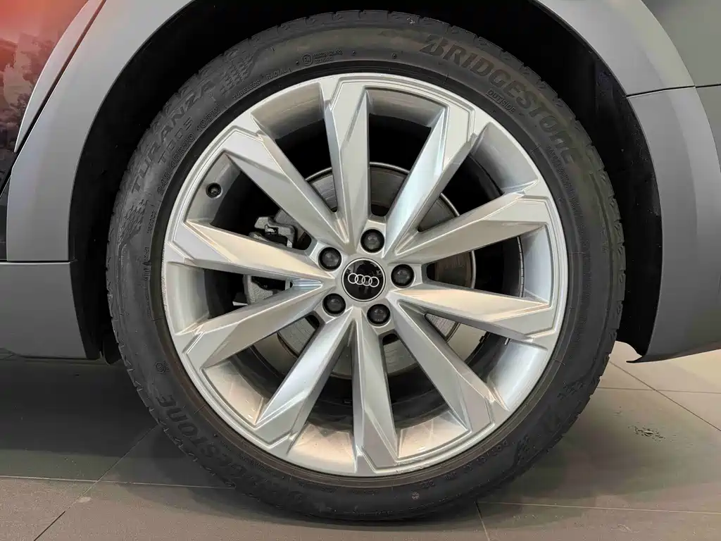 Audi A6 2022 allroad quattro 55 TFSI Premium