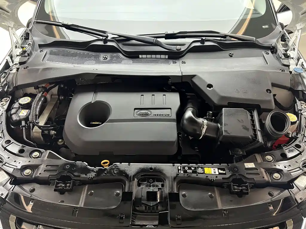 Land Rover Evoque PHEV — миниатюра 19