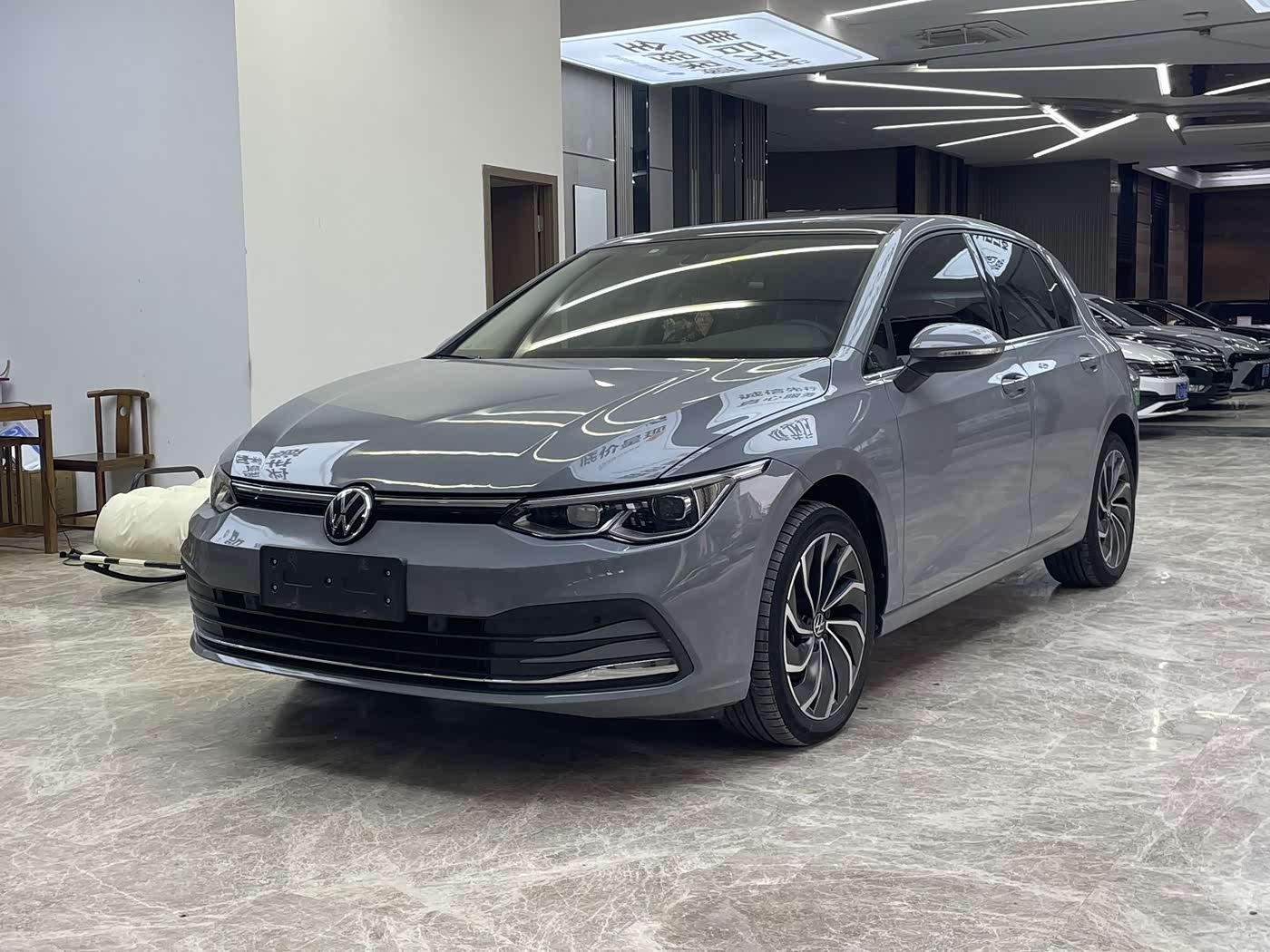 Volkswagen Golf 1.4 л 2022 г. Серебристо-серый, пробег 44000 км