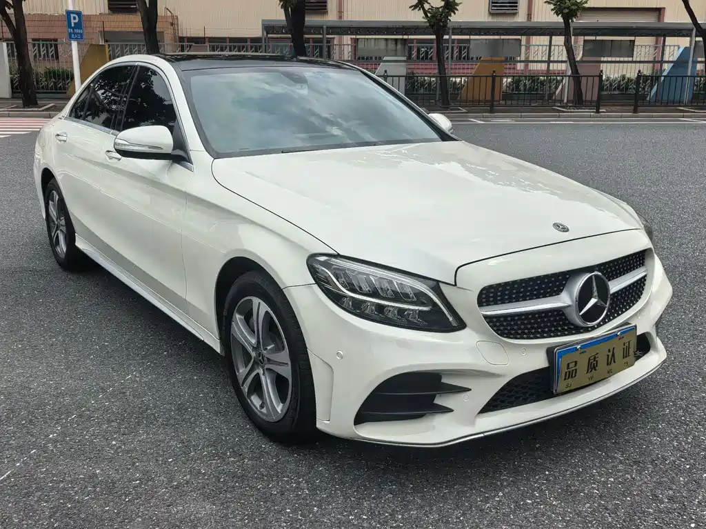 Mercedes-Benz C-Class — миниатюра 2