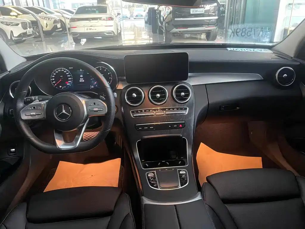Mercedes-Benz C-Class — миниатюра 8