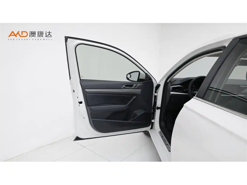Volkswagen Lavida — миниатюра 10
