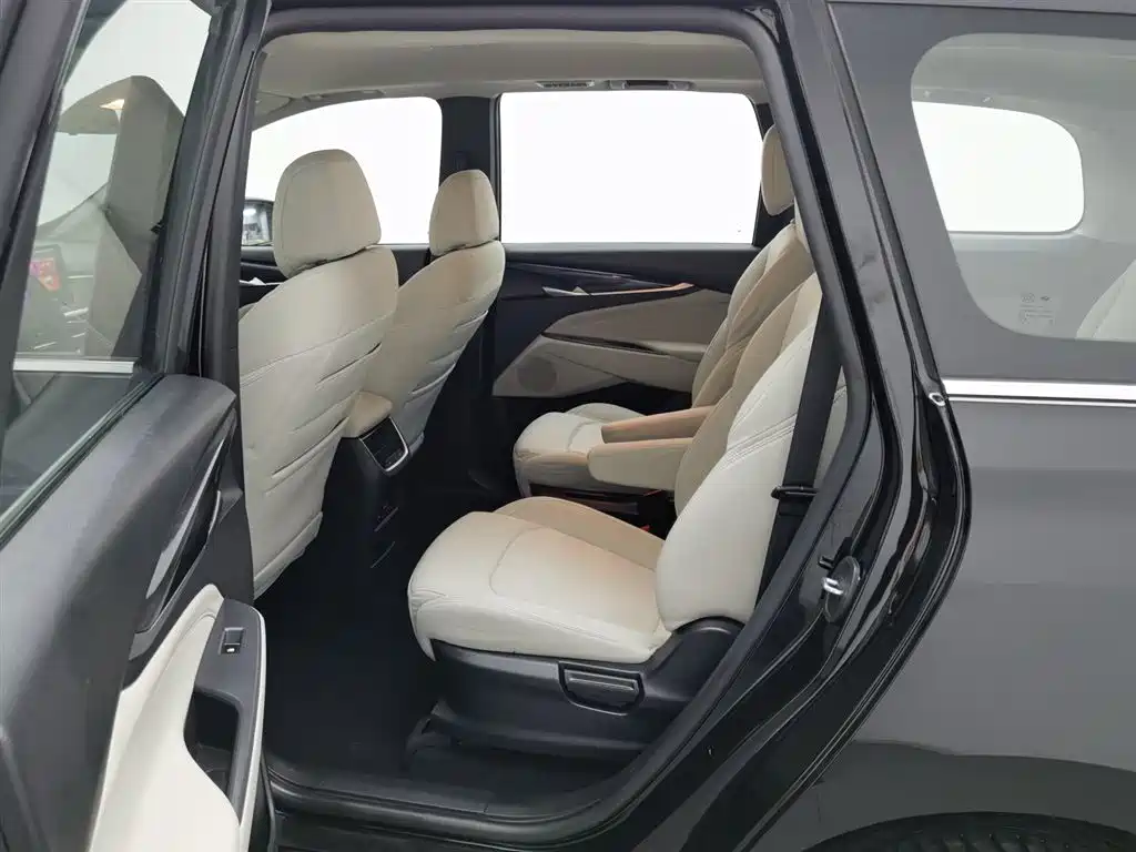 SAIC MAXUS CHASE G50