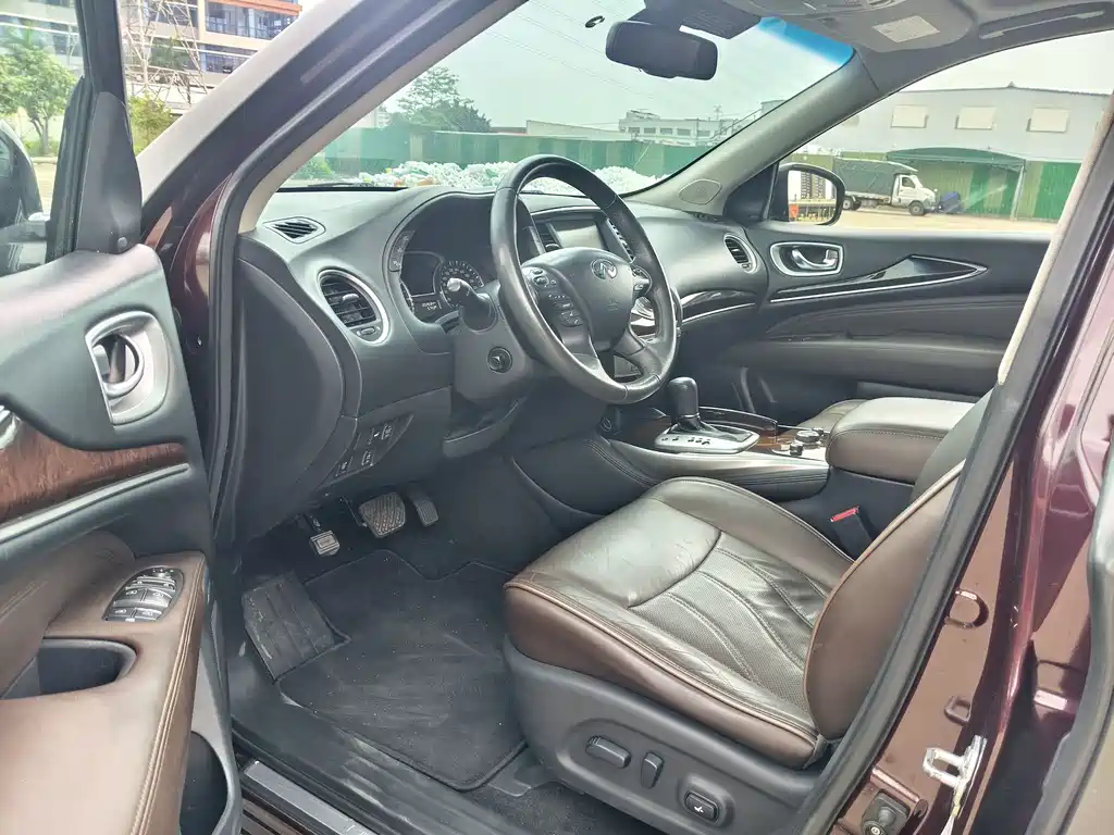 Infiniti QX60 2014 2.5 S/C Hybrid