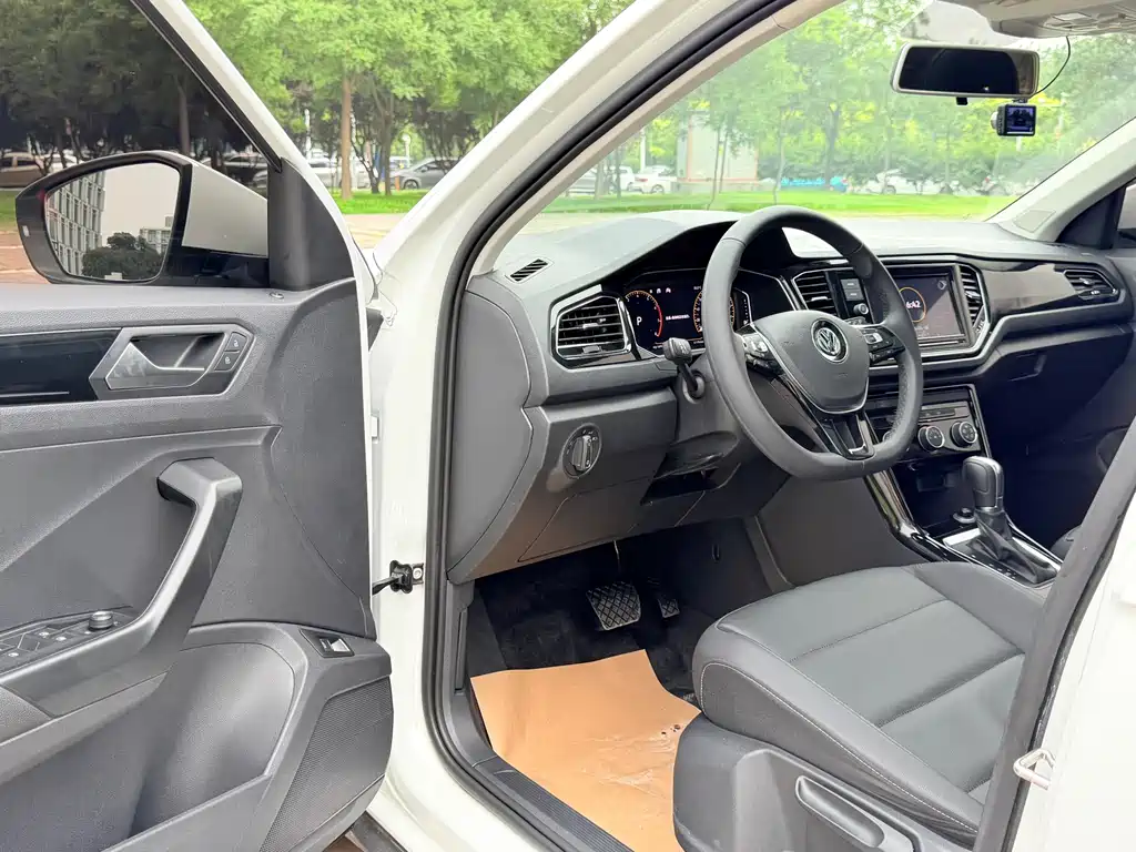 Volkswagen T-Roc 2020 280TSI DSG Comfort