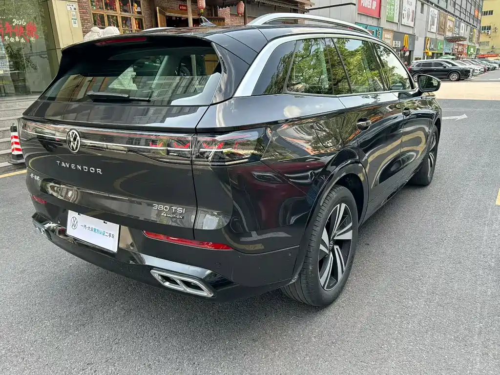 Volkswagen Tavendor 2023 380TSI R-Line
