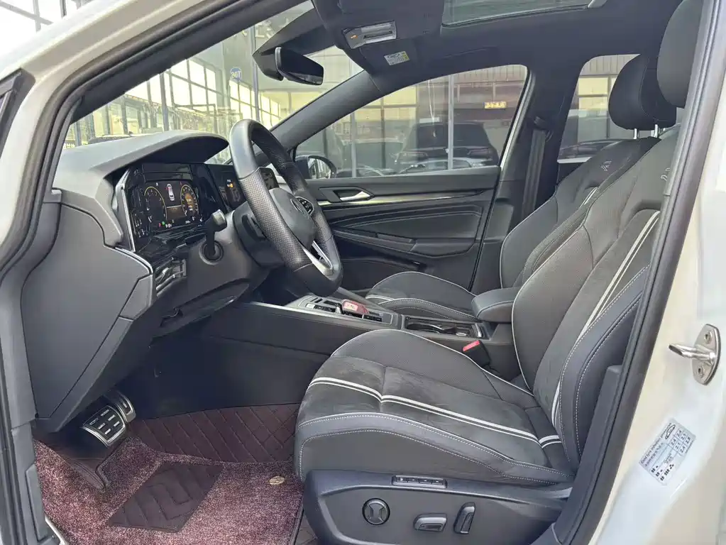 Volkswagen Golf — миниатюра 10