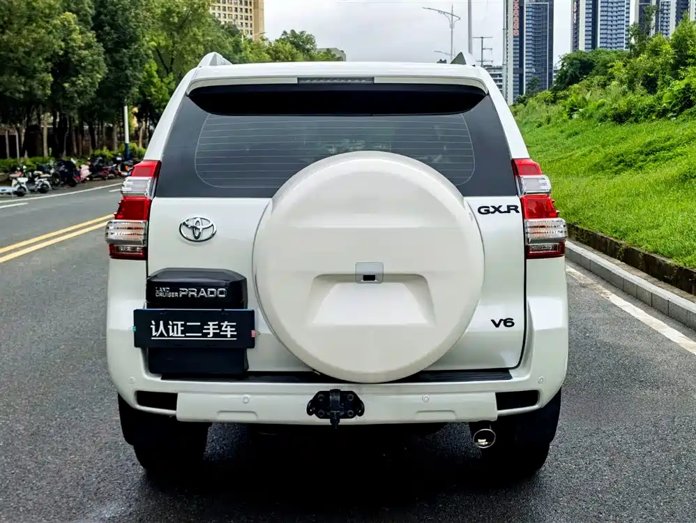 Toyota Land Cruiser Prado 2016 4.0L