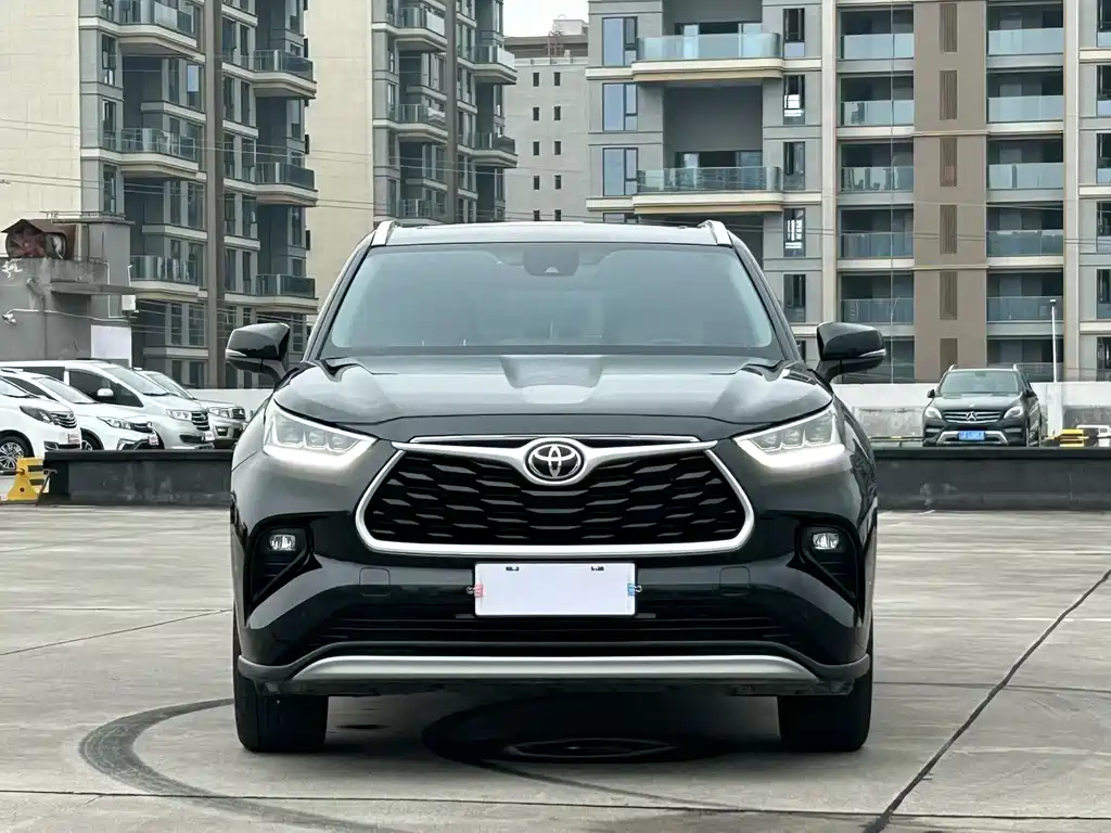 Toyota Highlander — миниатюра 2