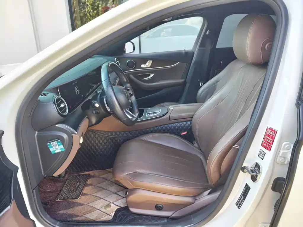 Mercedes-Benz E-Class (Import) — миниатюра 8