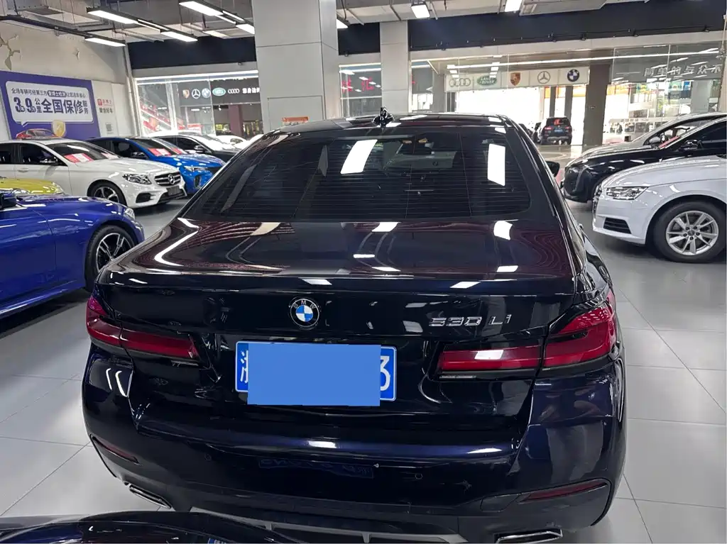 BMW 5 Series — миниатюра 15
