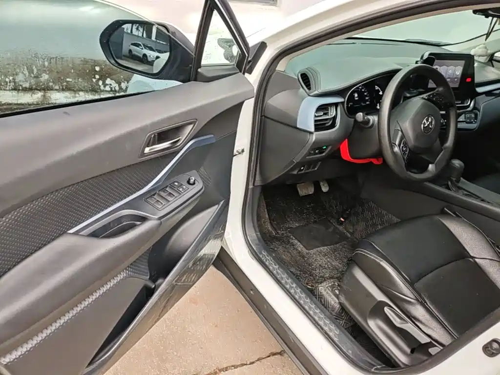 Toyota IZOA — миниатюра 16