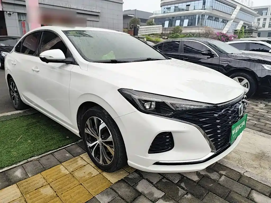 Changan Eado — миниатюра 4