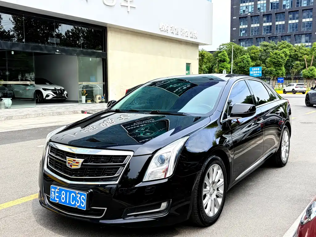 Cadillac XTS