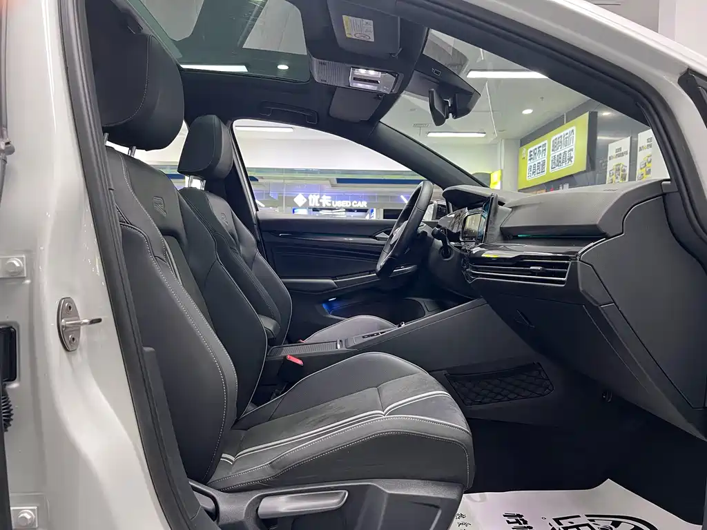 Volkswagen Golf — миниатюра 15