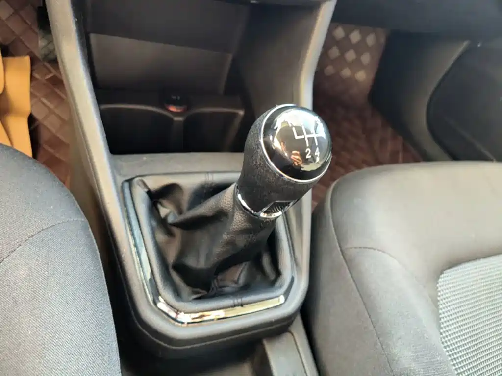 Volkswagen Jetta — миниатюра 14