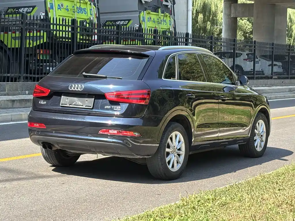 Audi Q3 — миниатюра 6